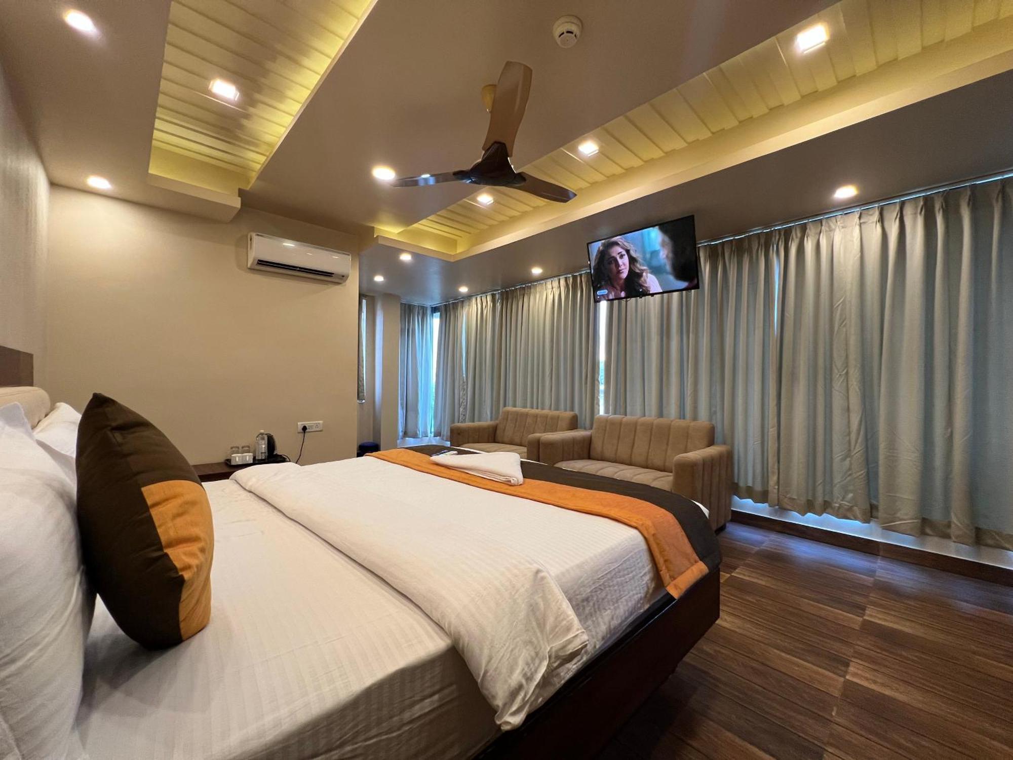 Grand Falcon Electronic City Kammasandra Exterior foto