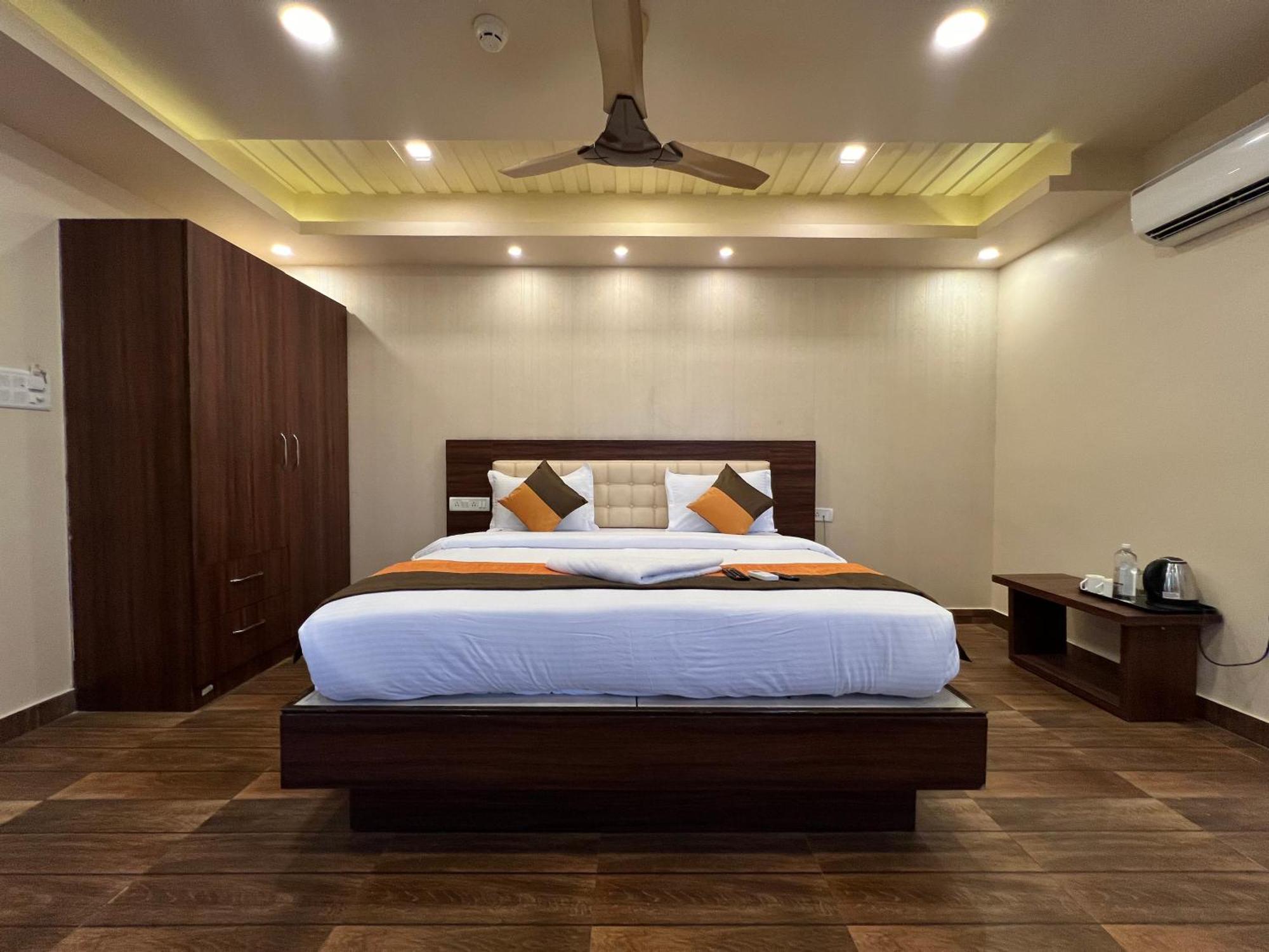 Grand Falcon Electronic City Kammasandra Exterior foto
