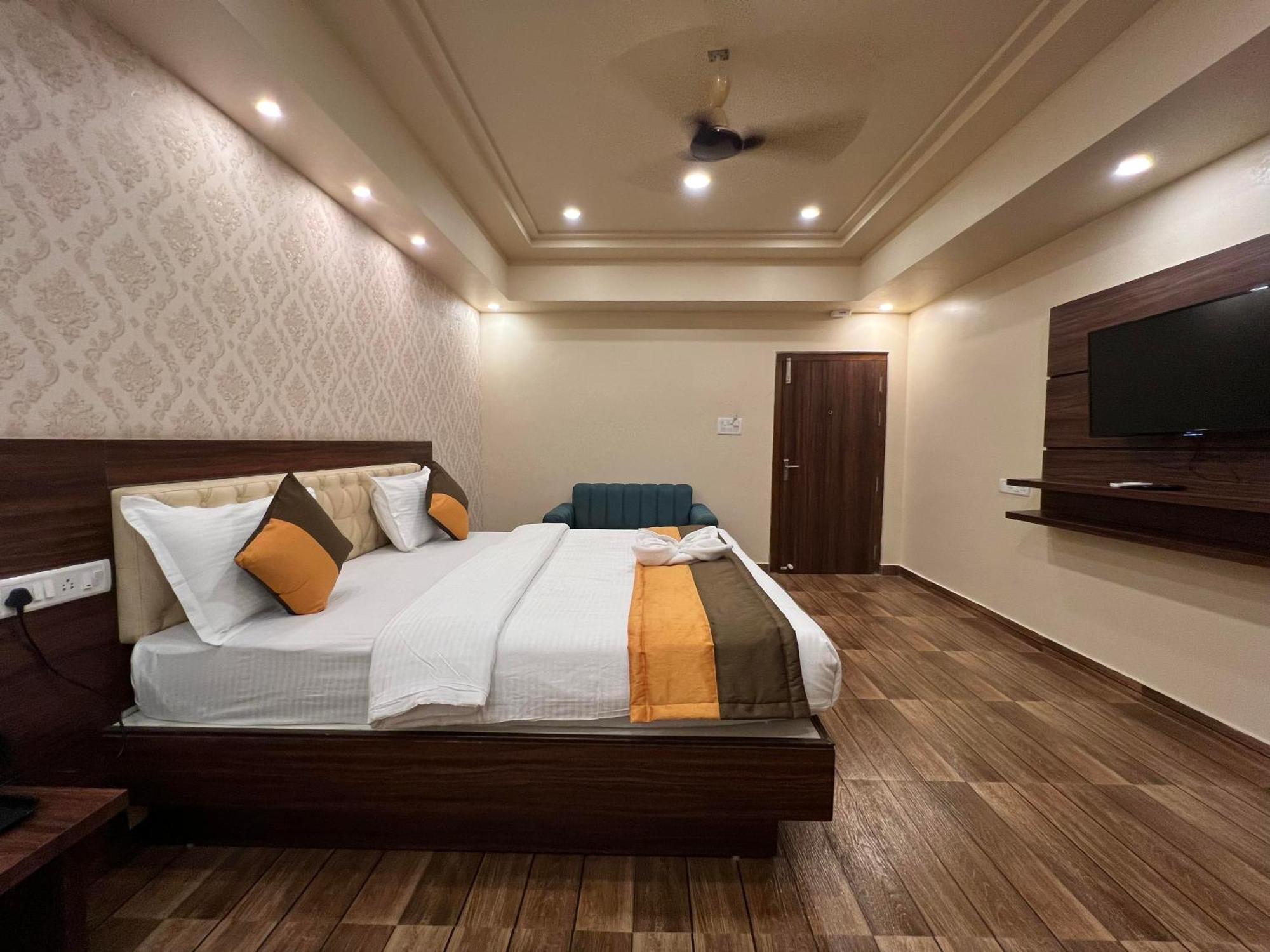 Grand Falcon Electronic City Kammasandra Exterior foto