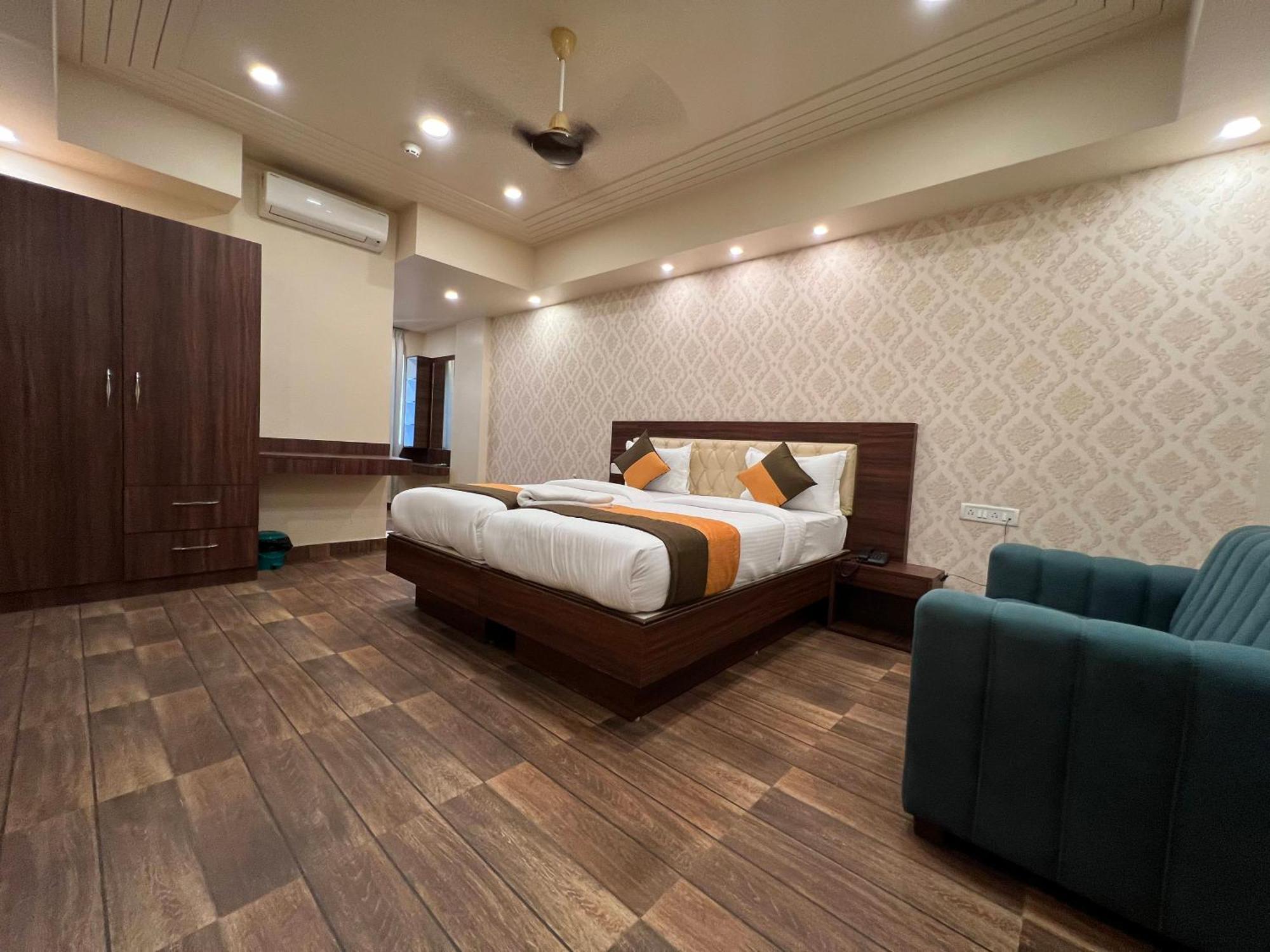 Grand Falcon Electronic City Kammasandra Exterior foto