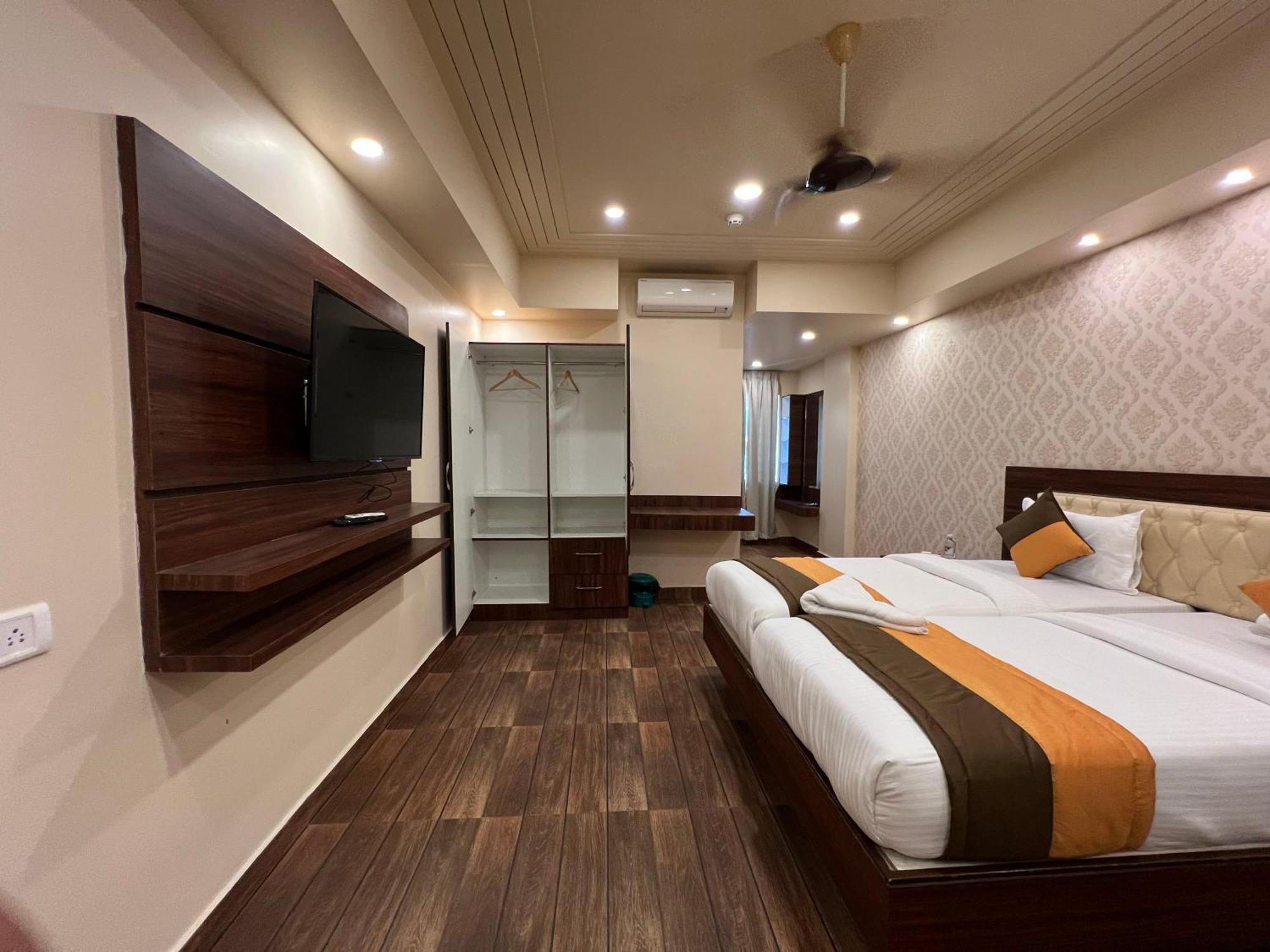Grand Falcon Electronic City Kammasandra Exterior foto