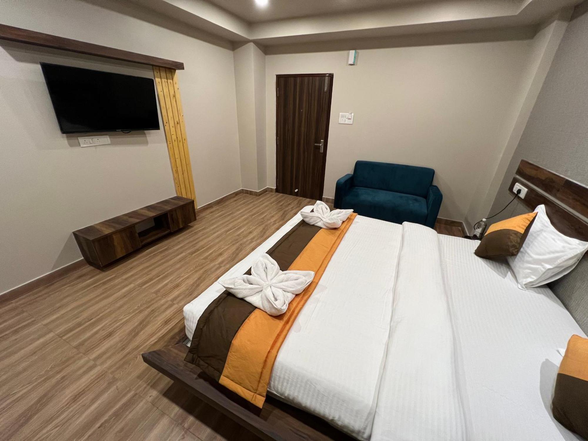 Grand Falcon Electronic City Kammasandra Exterior foto