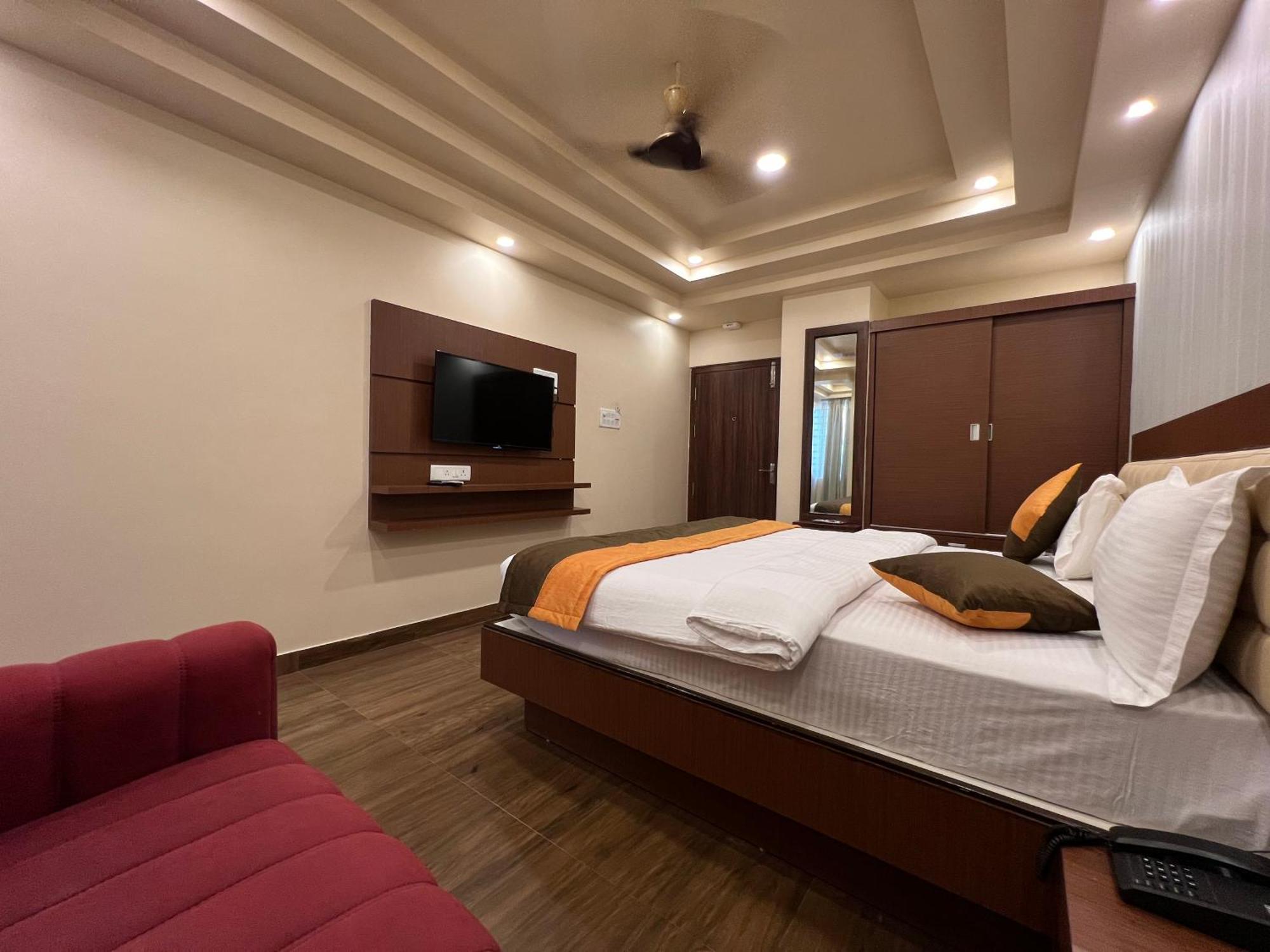 Grand Falcon Electronic City Kammasandra Exterior foto